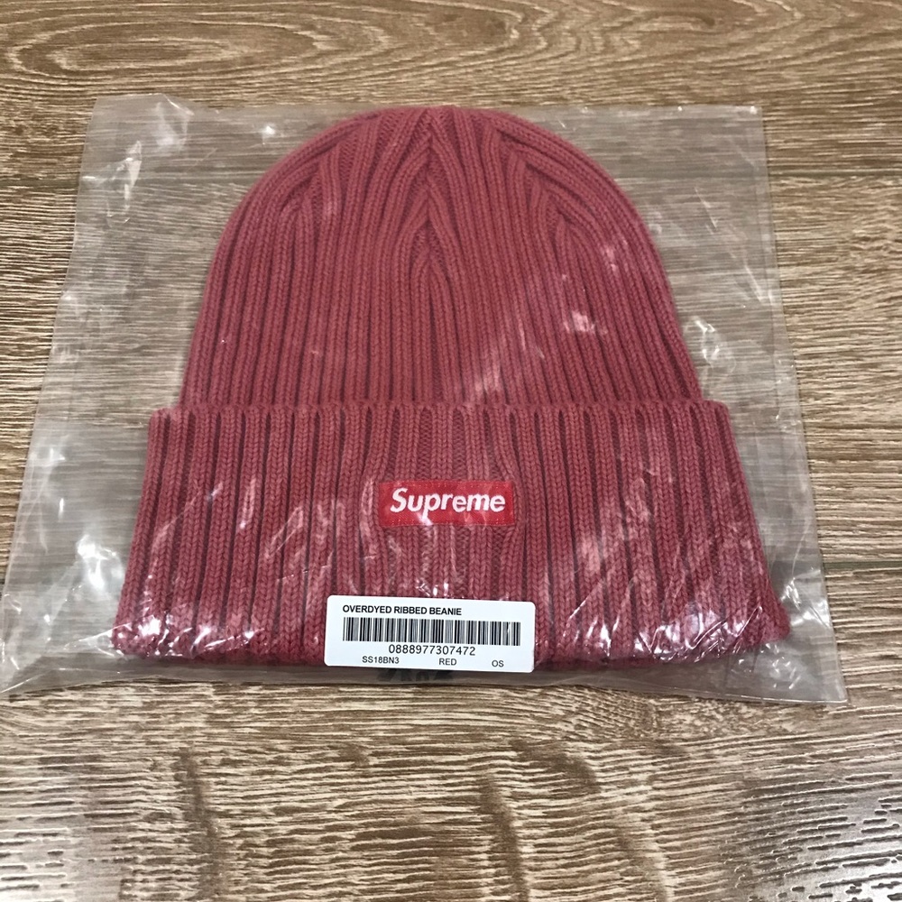 Supreme Ribbed Beanie Pink